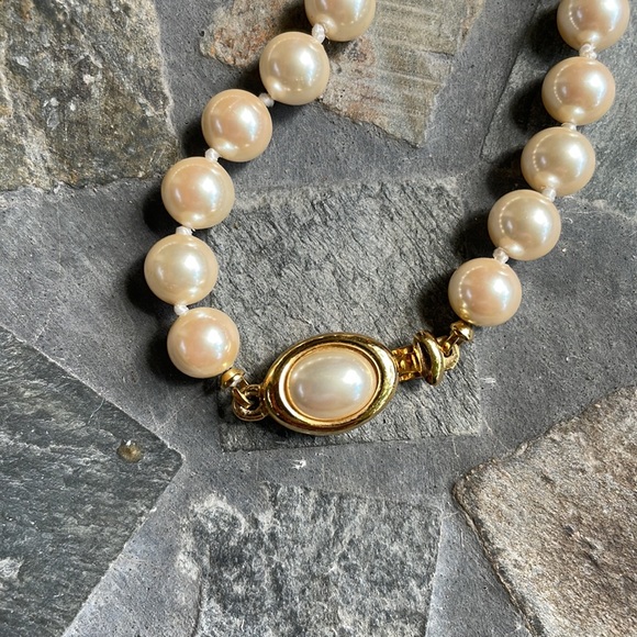 VTG Carolee 14K Gold plated pearl necklace - Picture 9 of 12